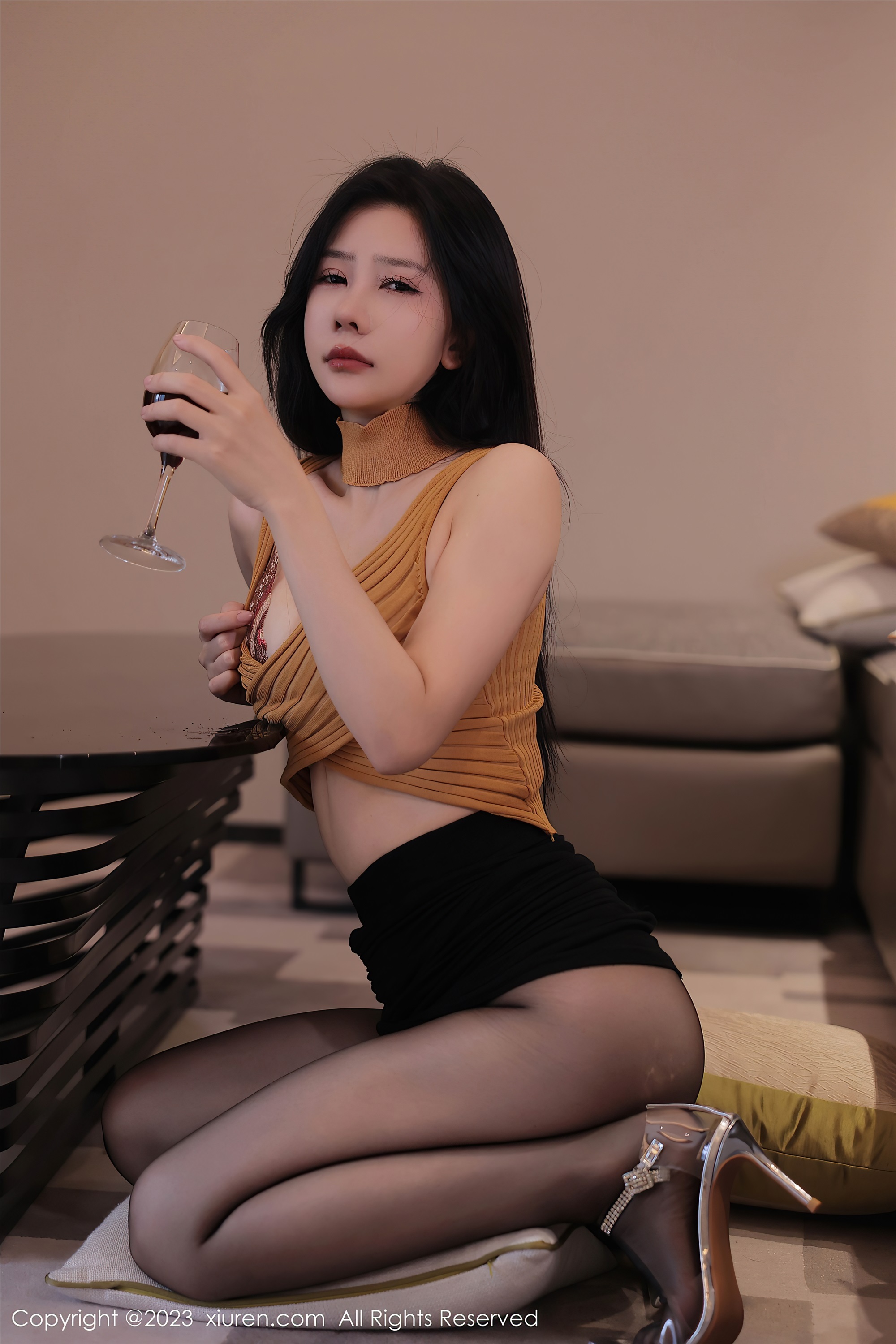 XiuRen秀人网  2023.06.15 NO.6920 尹甜甜